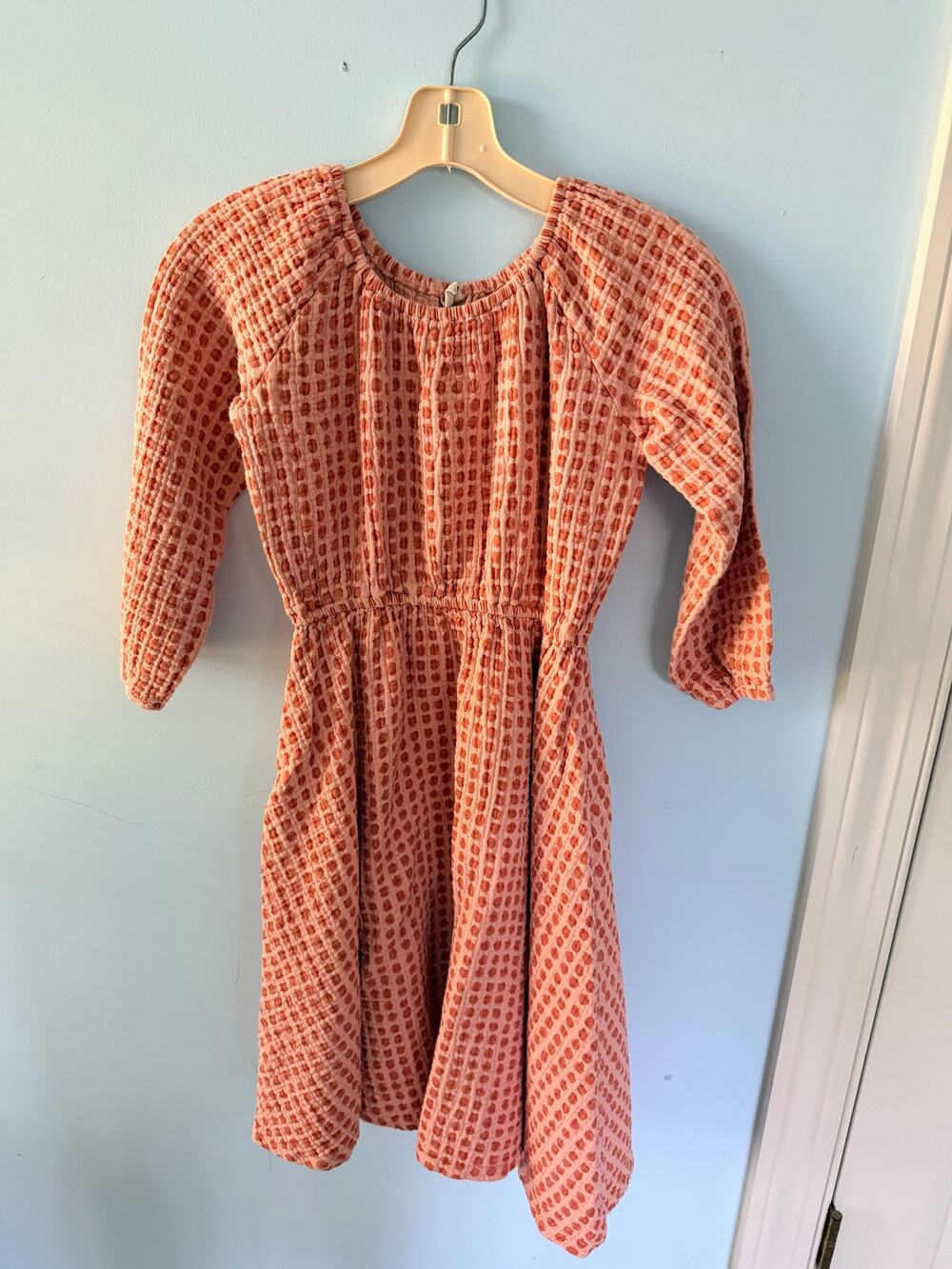 Alice + Ames Girls Textured Peach Pink Dress Size 10